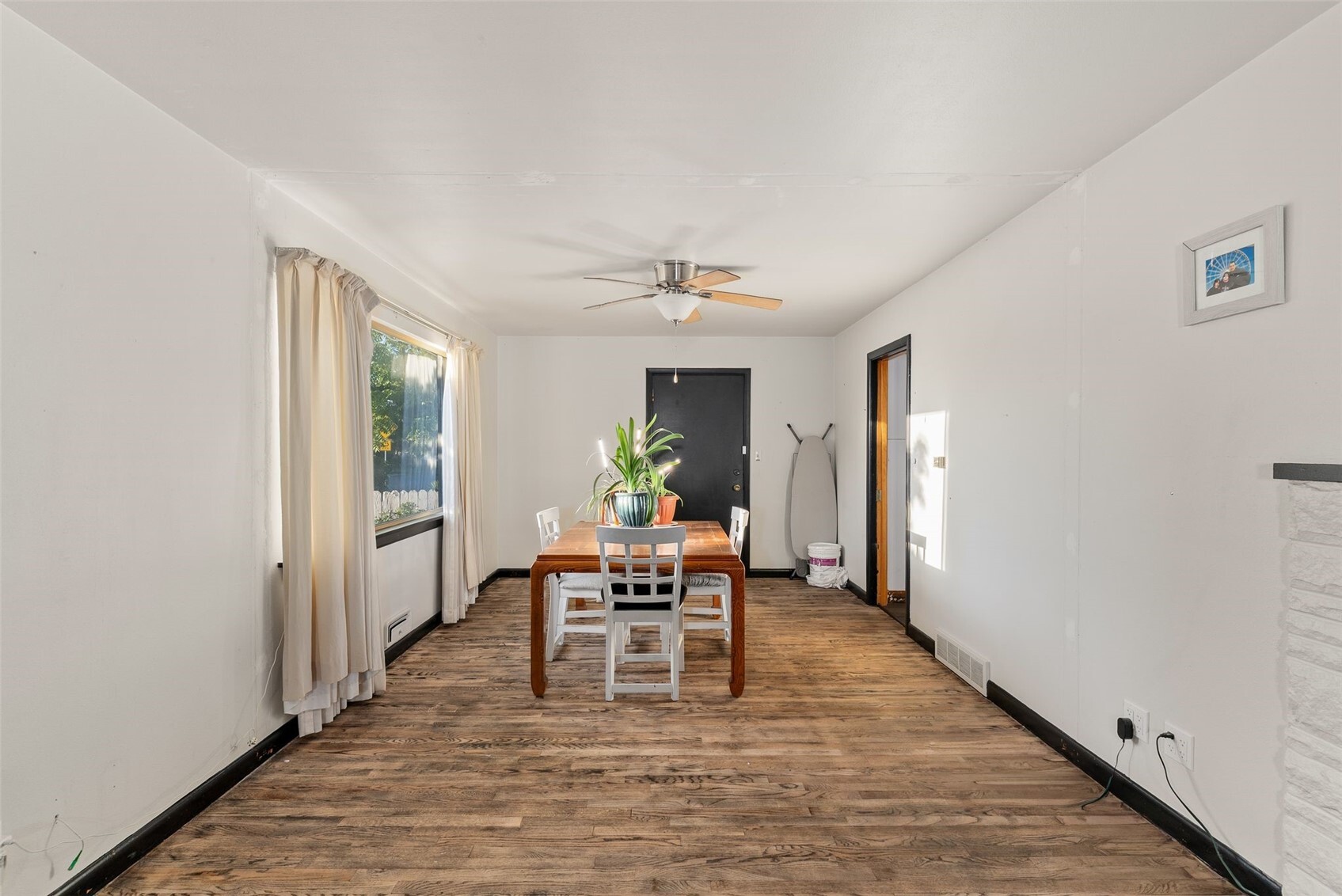 402 Pike Street Property Photo 10