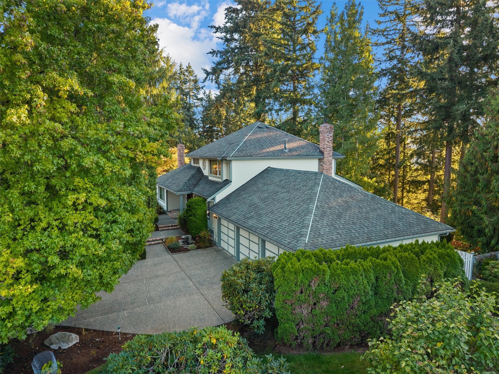 17315 102nd Avenue Property Photo 3