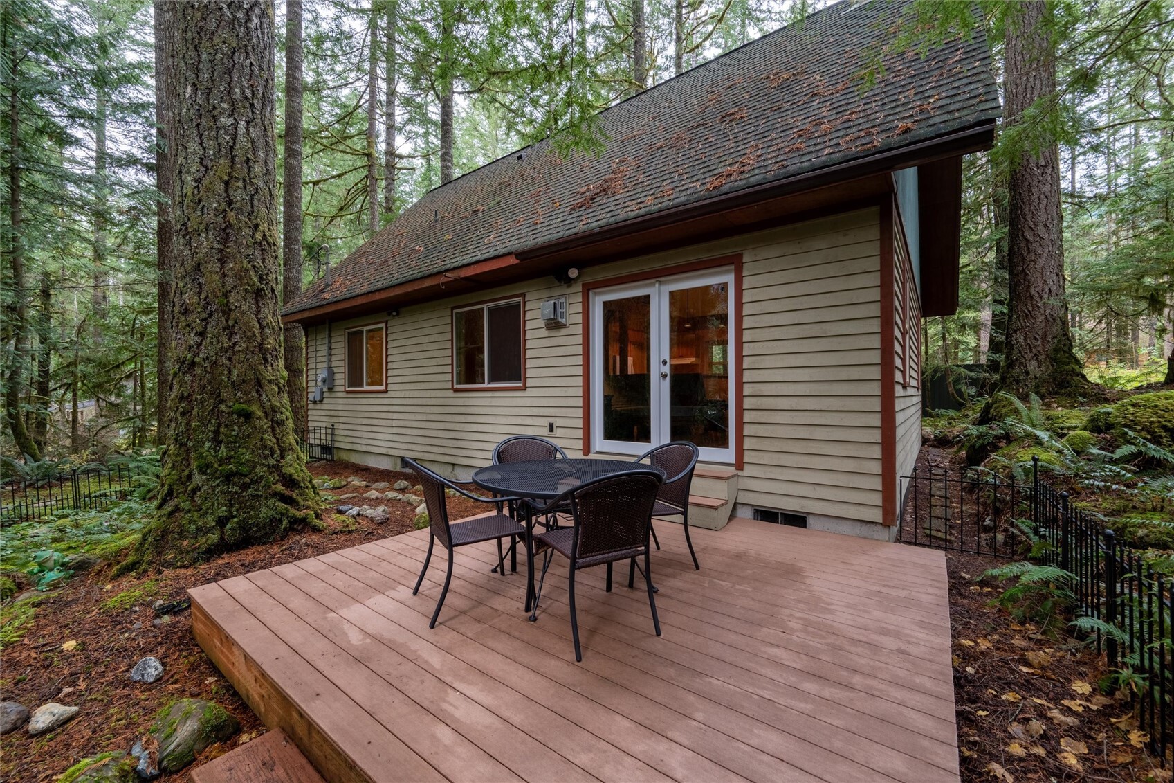 7480 Glacier Springs Drive Property Photo 16