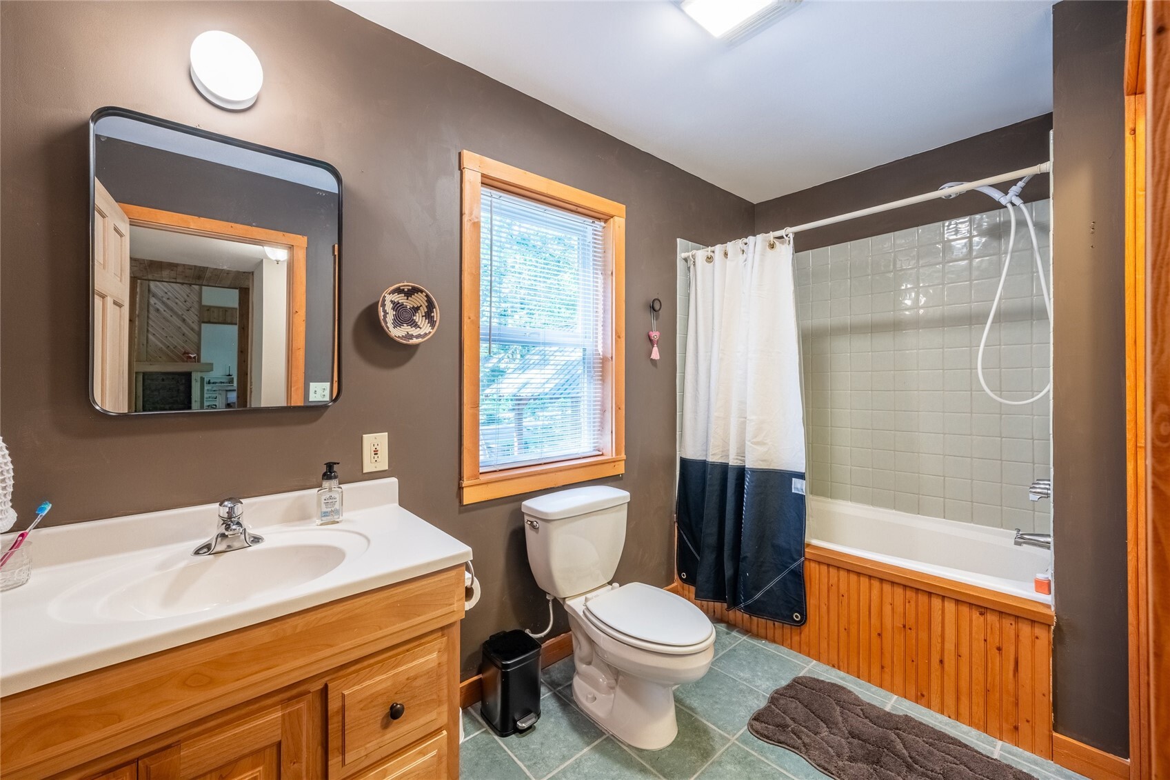 7480 Glacier Springs Drive Property Photo 24
