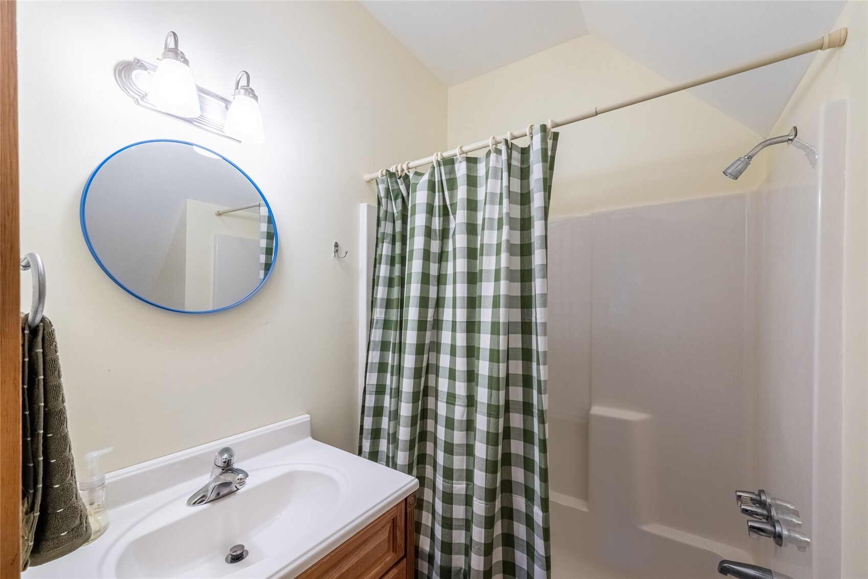 7480 Glacier Springs Drive Property Photo 32