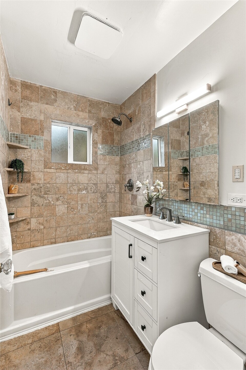 5756 25th Avenue Property Photo 14