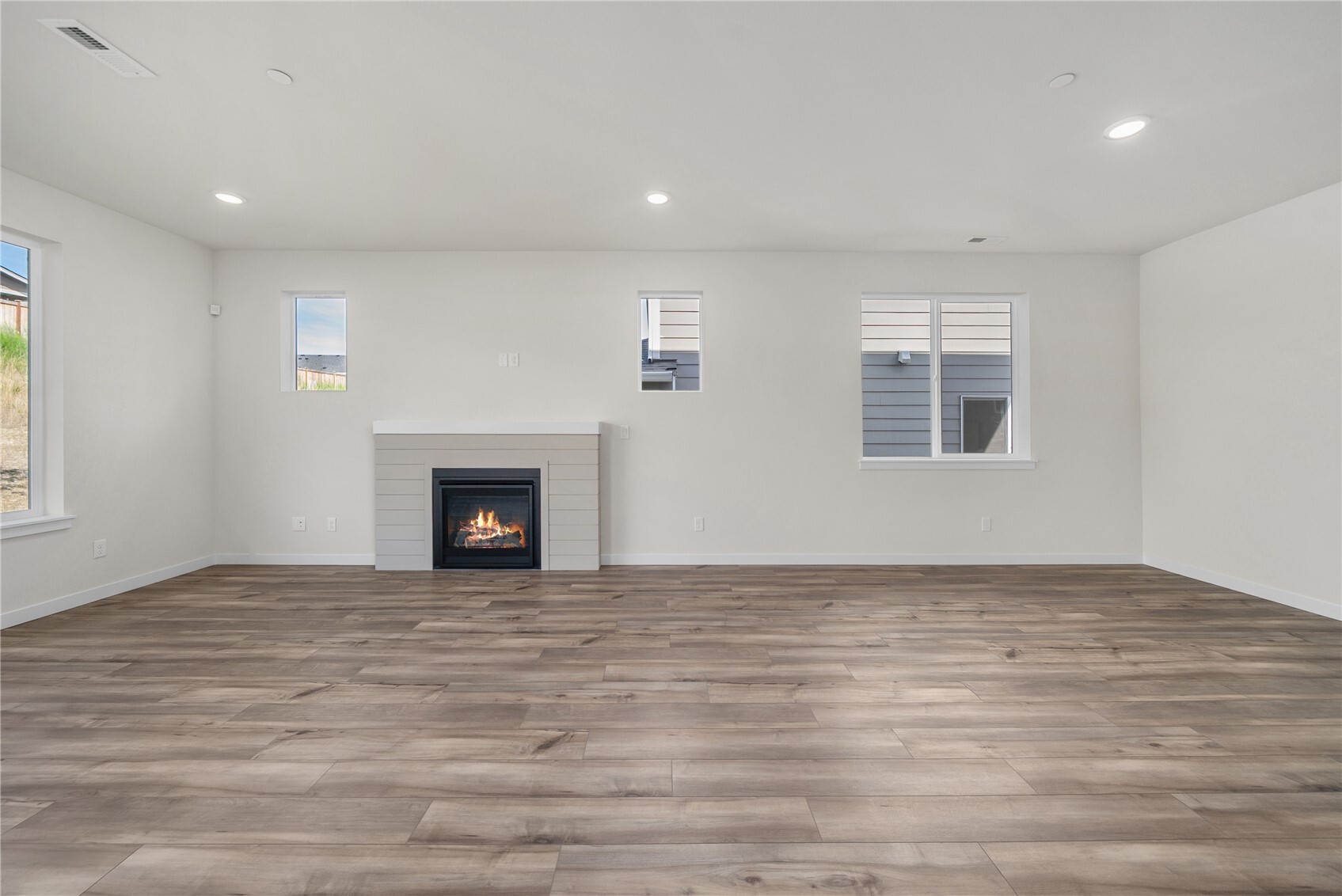 3915 Flat Top Drive Property Photo 10