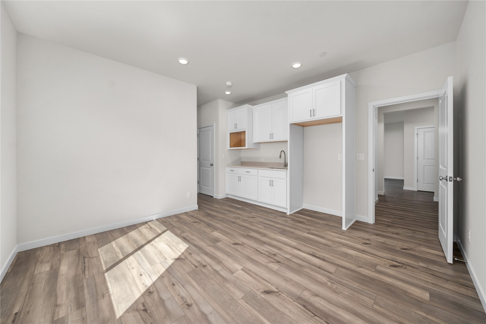 3915 Flat Top Drive Property Photo 17