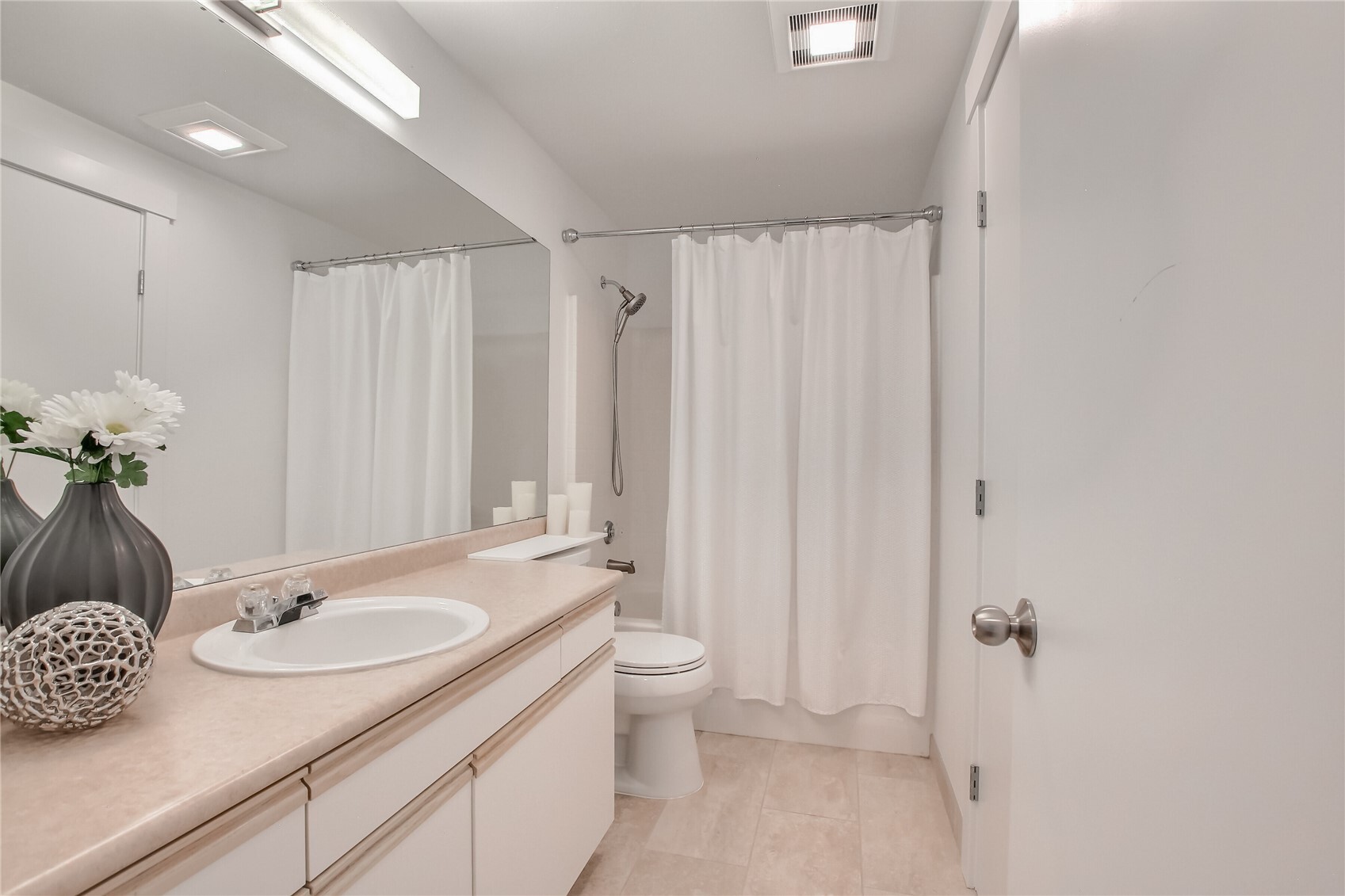 11130 Se 208th St M-202 Property Photo 17