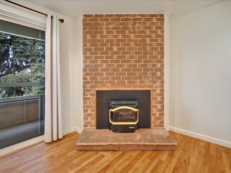 4727 176th Street J12 Property Photo 5