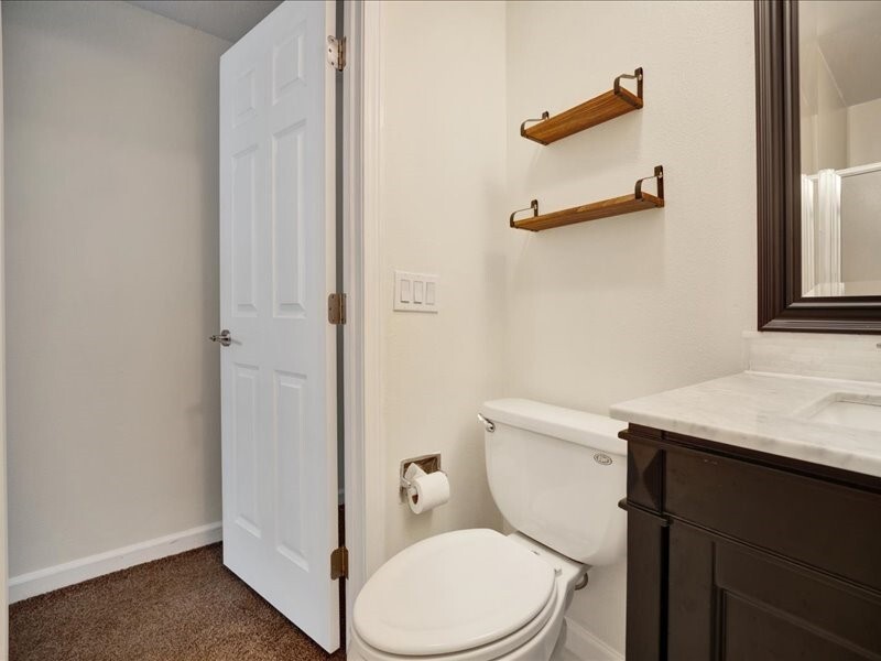 4727 176th Street J12 Property Photo 25