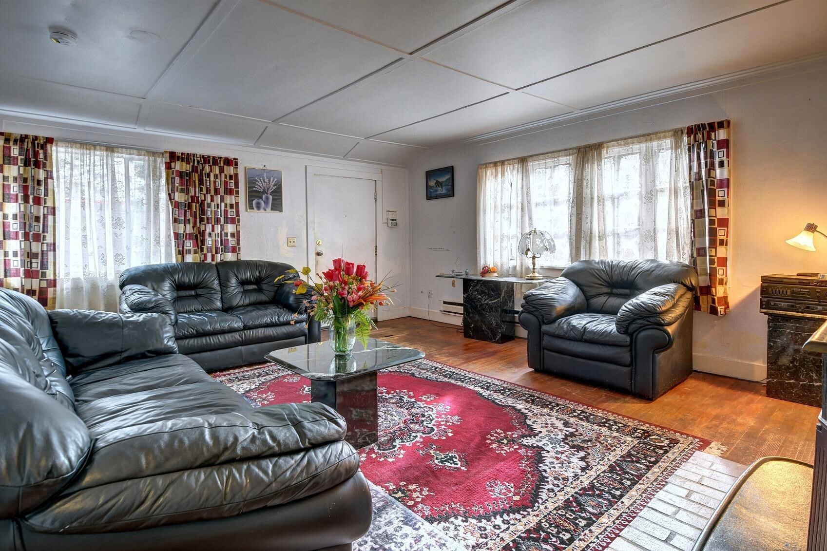 1216 N 103rd Street Property Photo 4