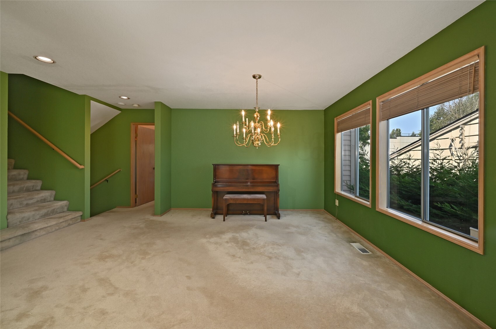 4407 30th Avenue Property Photo 8