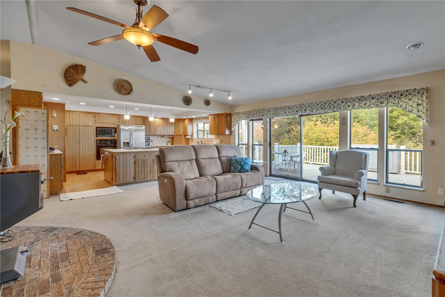 755 Alvord Avenue Property Photo 11