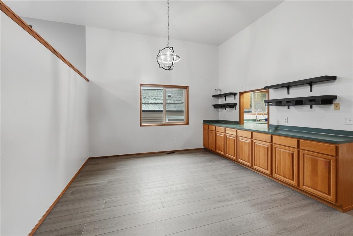 11048 Lotus Place Property Photo 6