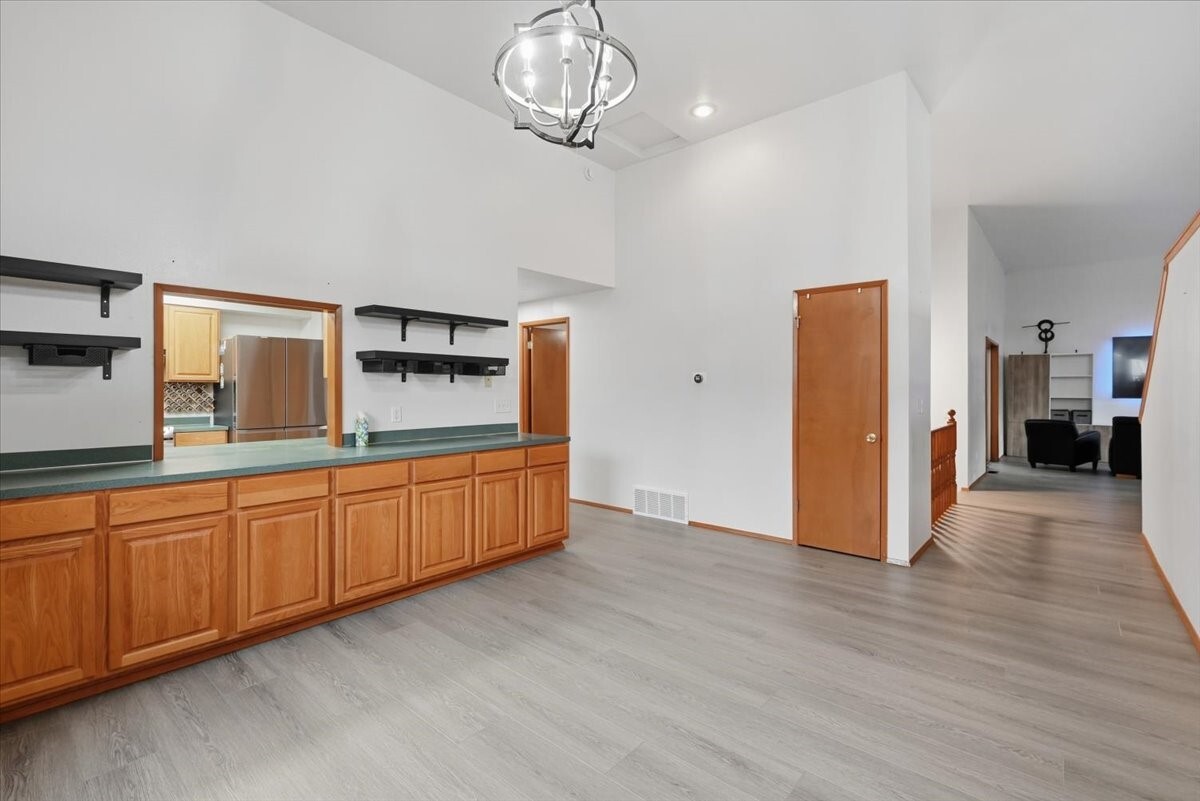 11048 Lotus Place Property Photo 7