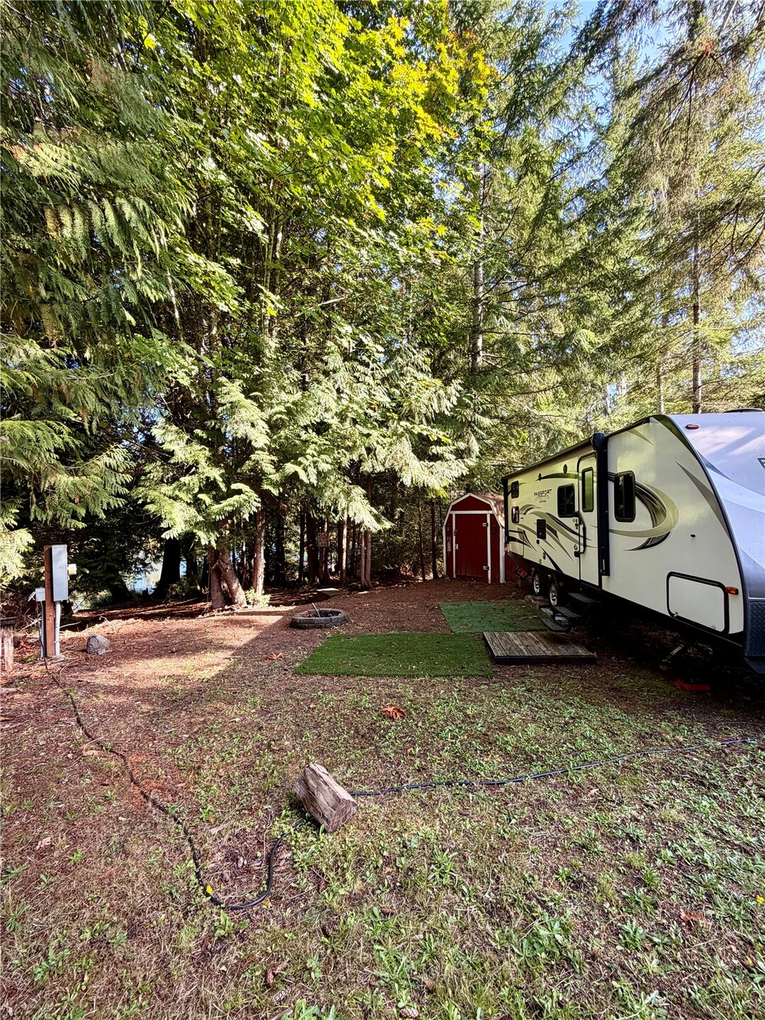 420 E Lakeshore Drive Property Photo 3