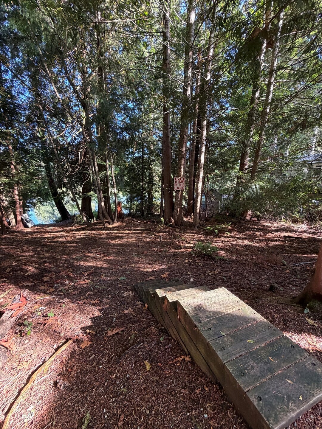 420 E Lakeshore Drive Property Photo 5