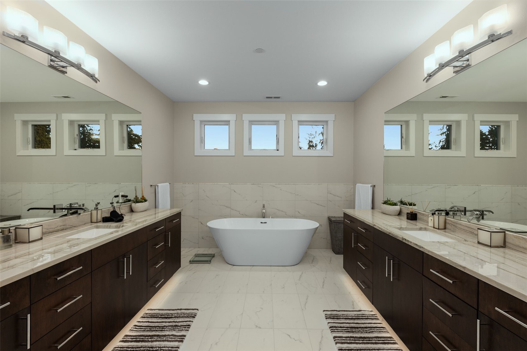 8827 Ne 203 Place Property Photo 31
