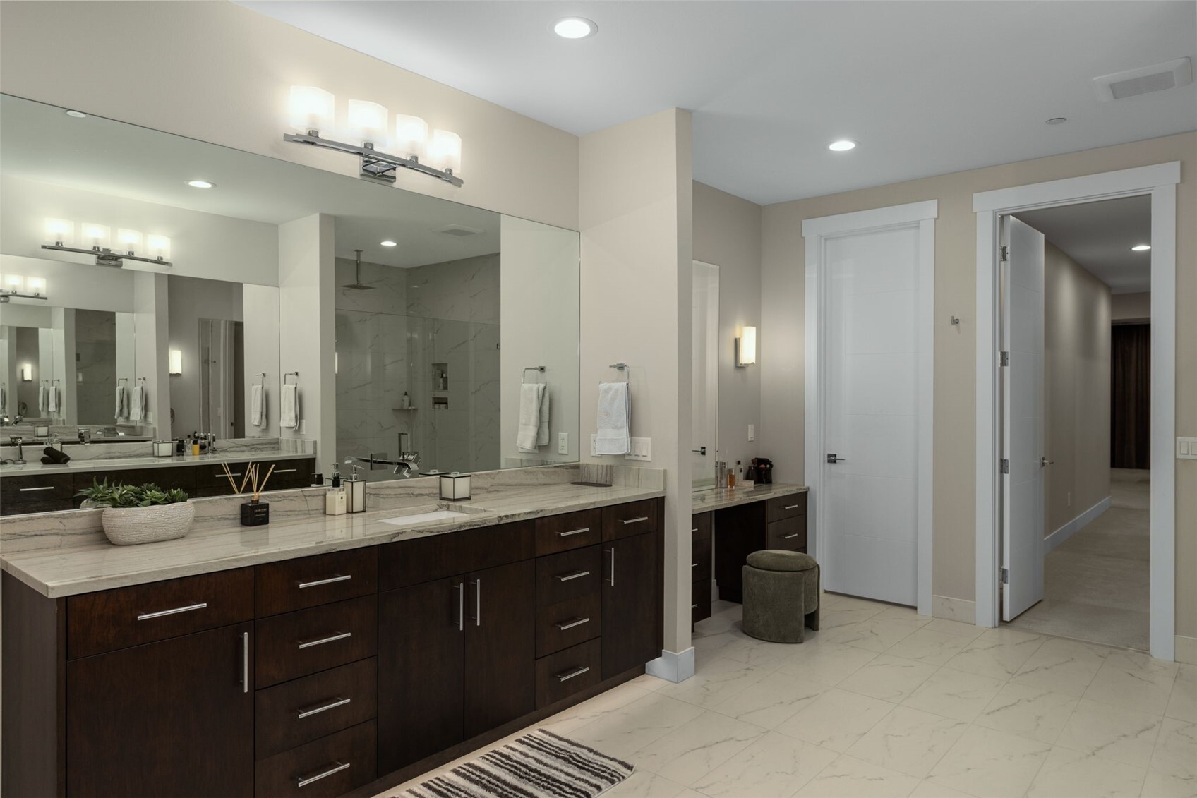 8827 Ne 203 Place Property Photo 33