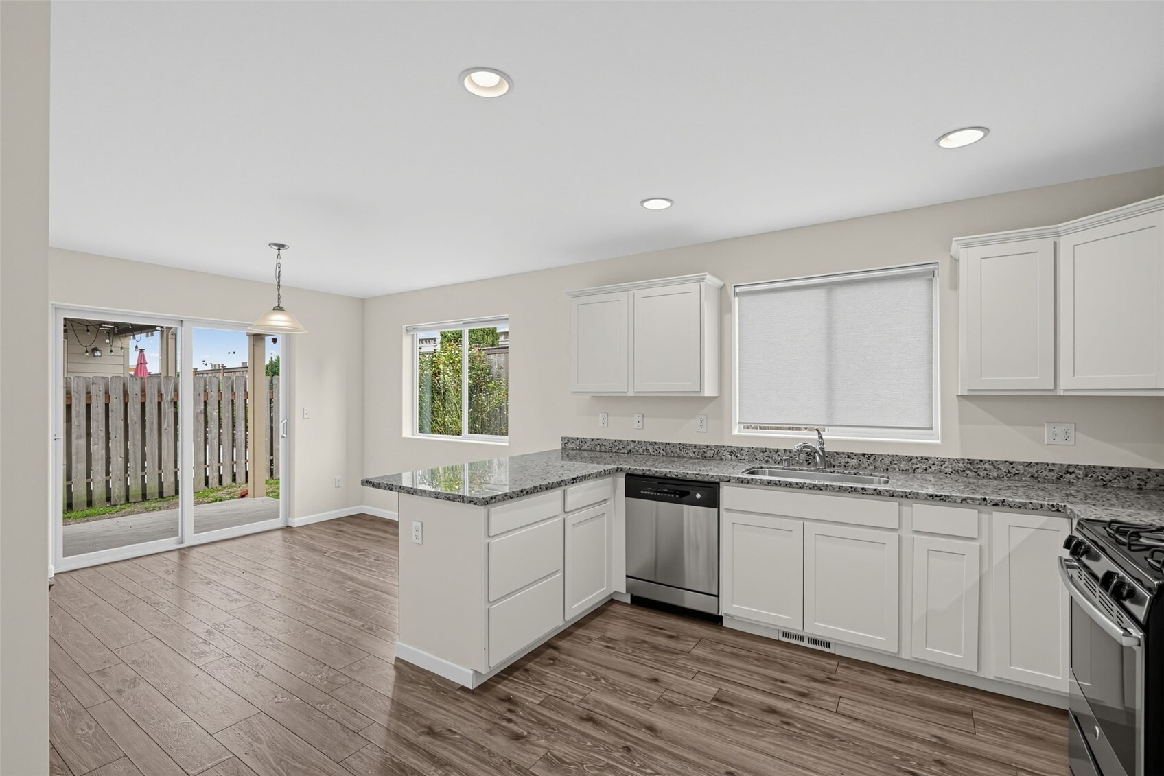 220 Ne Tronson Circle Property Photo 12