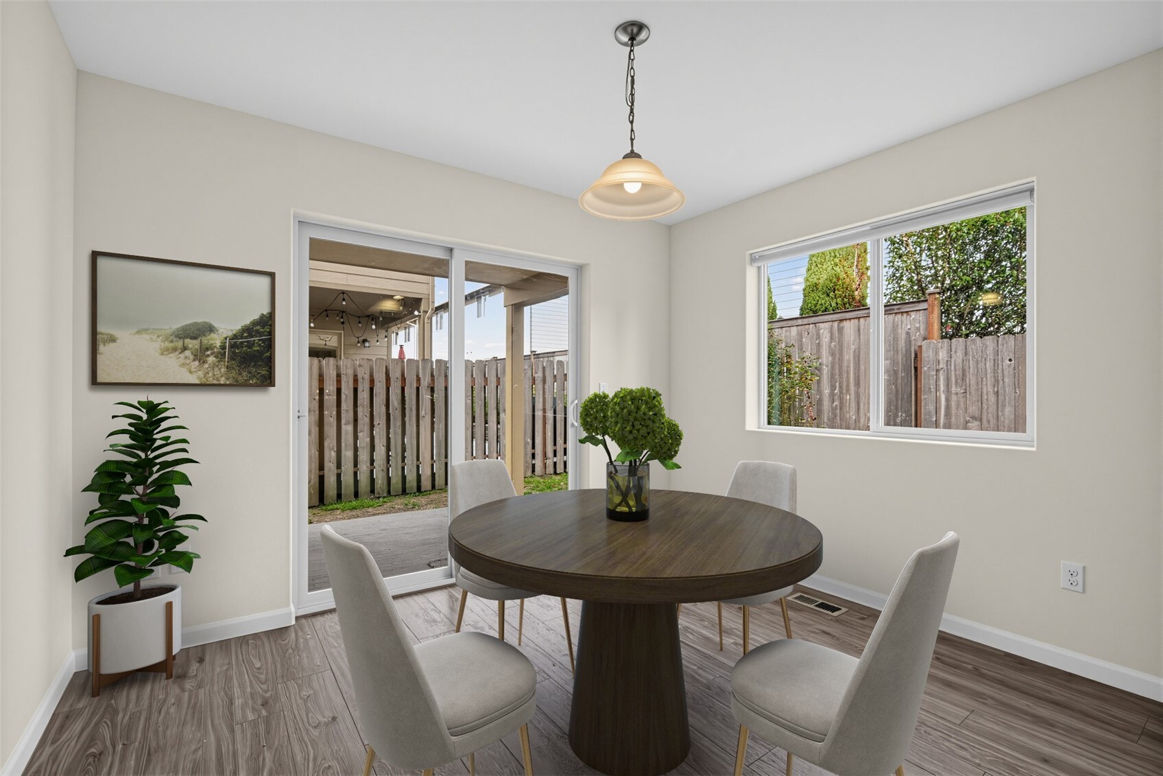 220 Ne Tronson Circle Property Photo 13