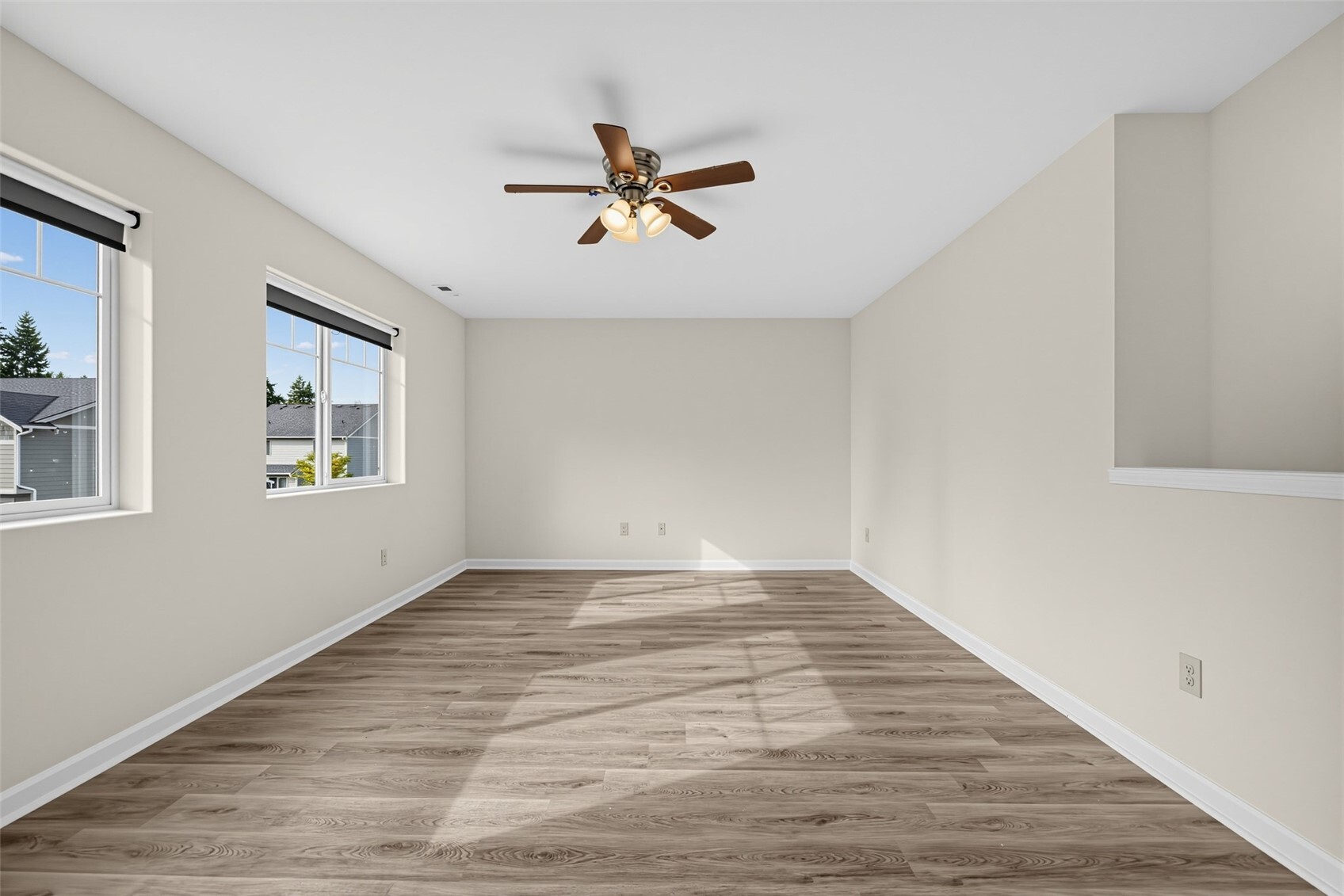 220 Ne Tronson Circle Property Photo 26