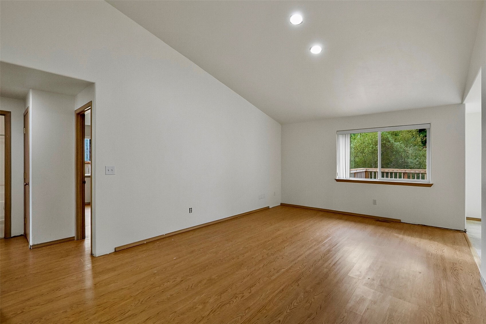 19200 Vista Dr Property Photo 4