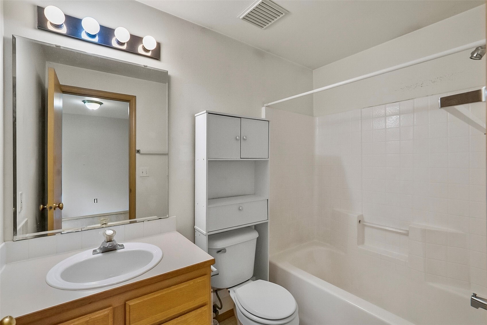19200 Vista Dr Property Photo 22