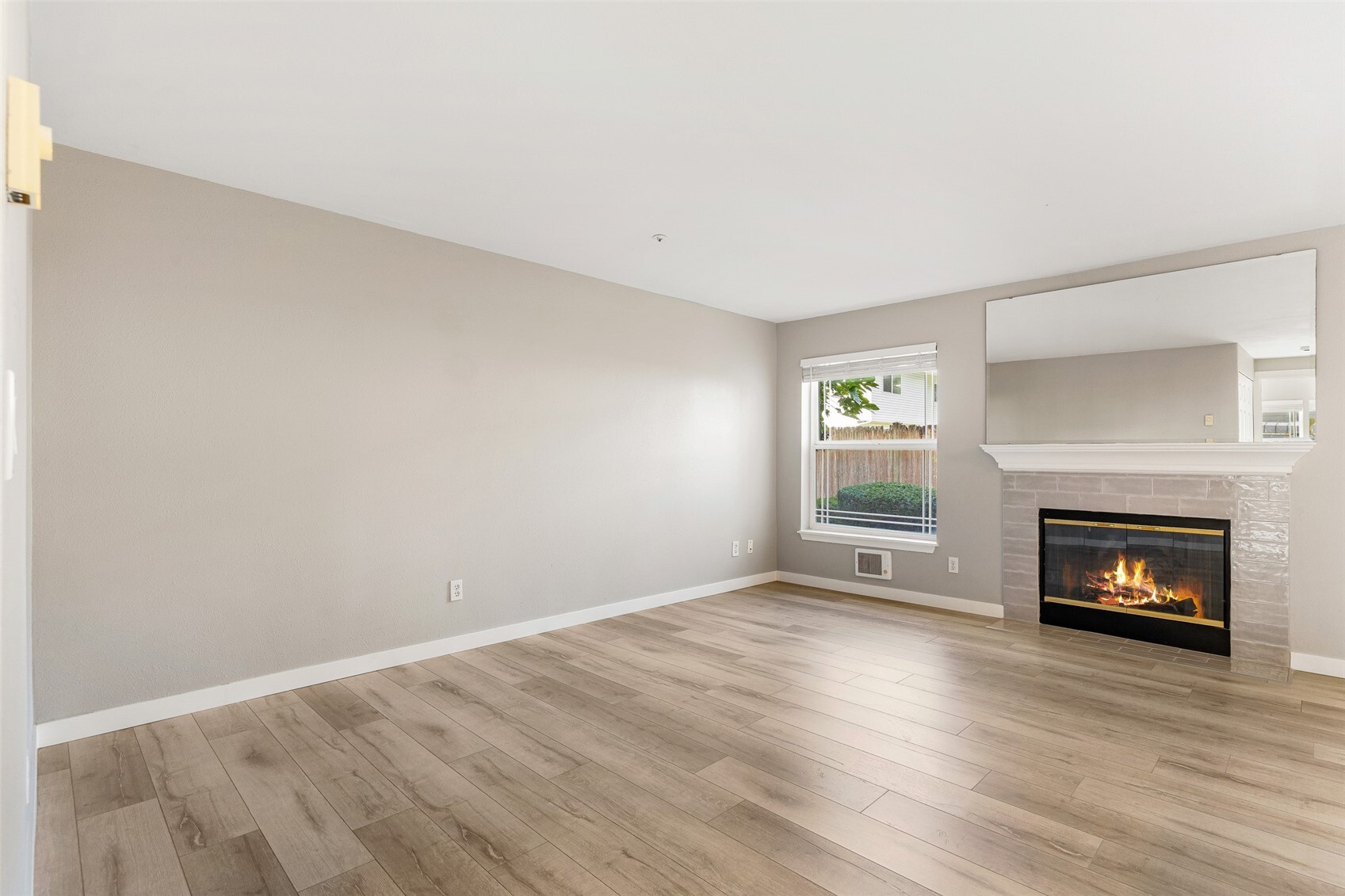 9727 18th Avenue A103 Property Photo 2