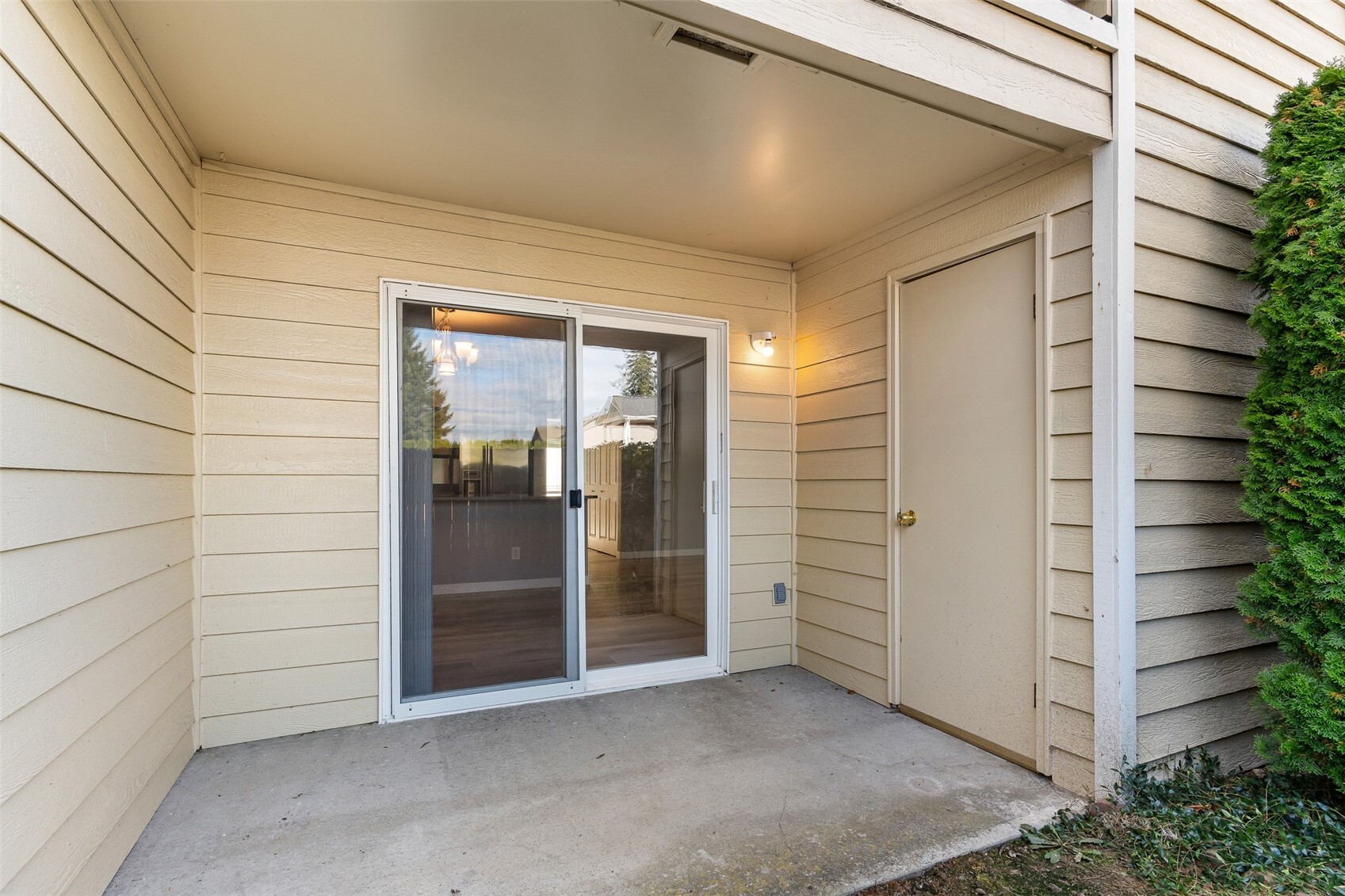 9727 18th Avenue A103 Property Photo 5