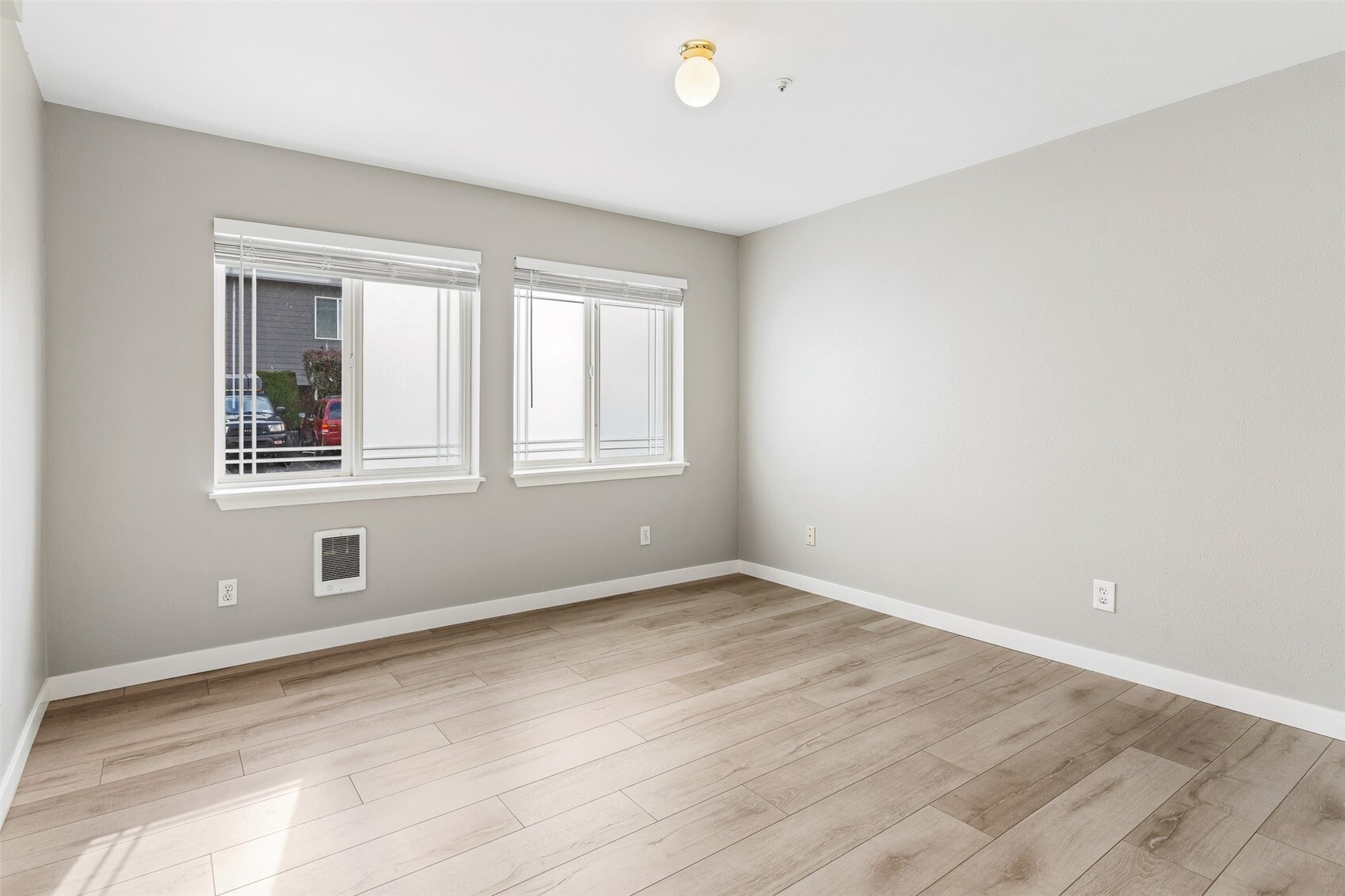 9727 18th Avenue A103 Property Photo 17