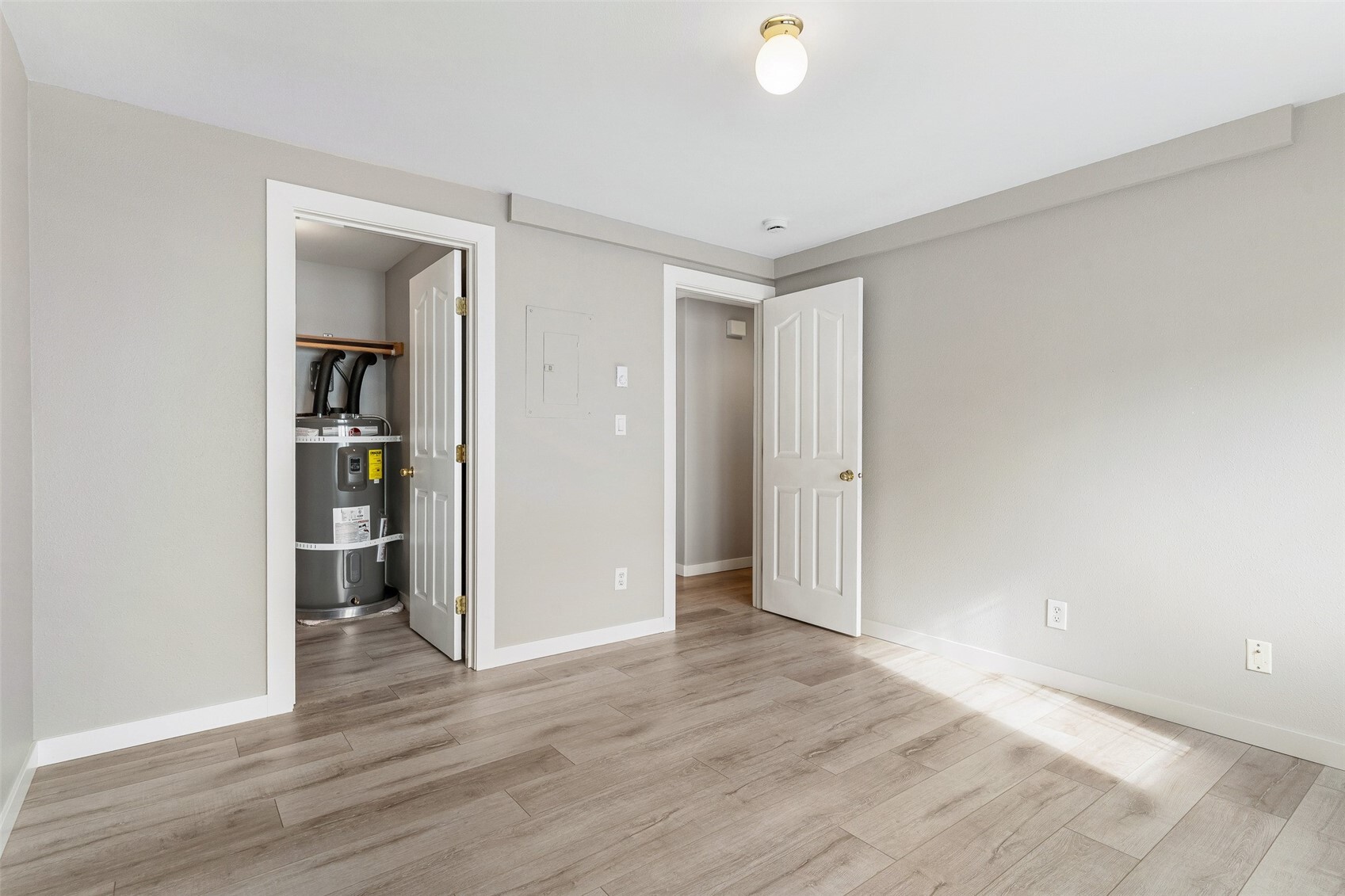 9727 18th Avenue A103 Property Photo 18