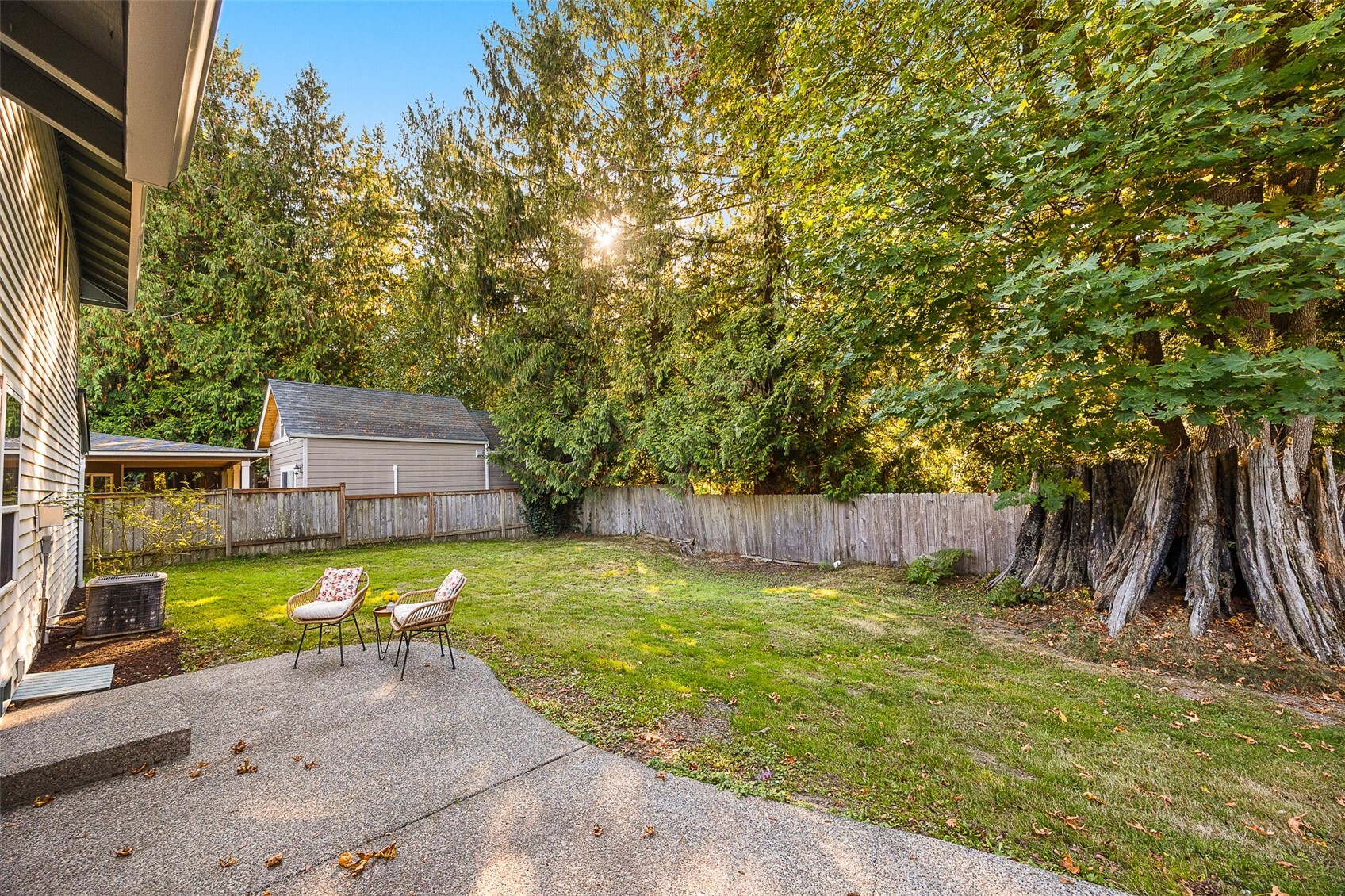 1008 96th Avenue Property Photo 23