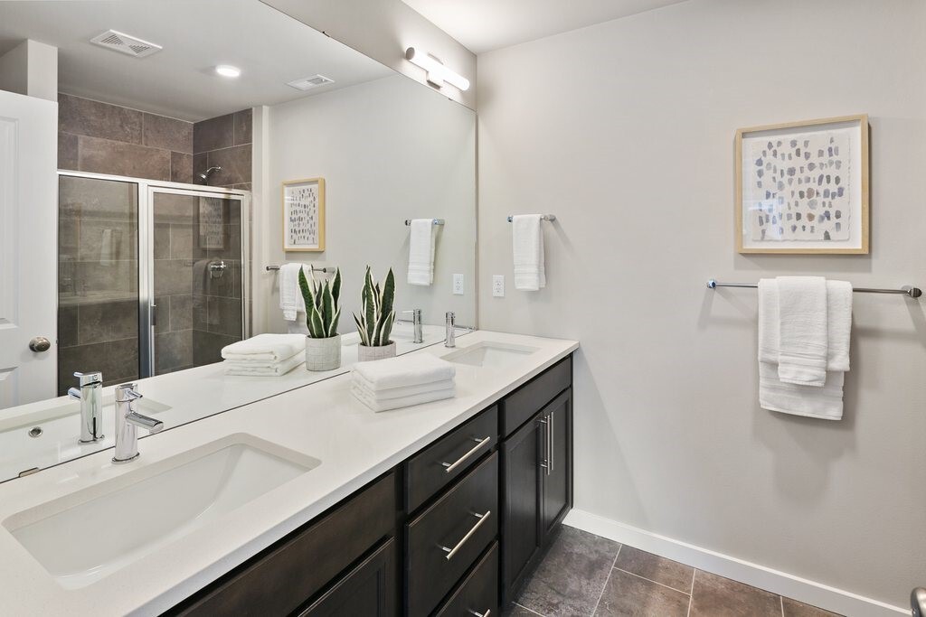 309 207th Place Property Photo 19