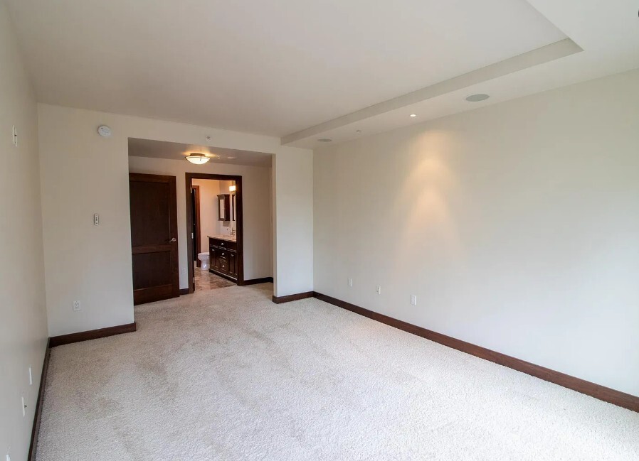 10660 Ne 9th Place Property Photo 12