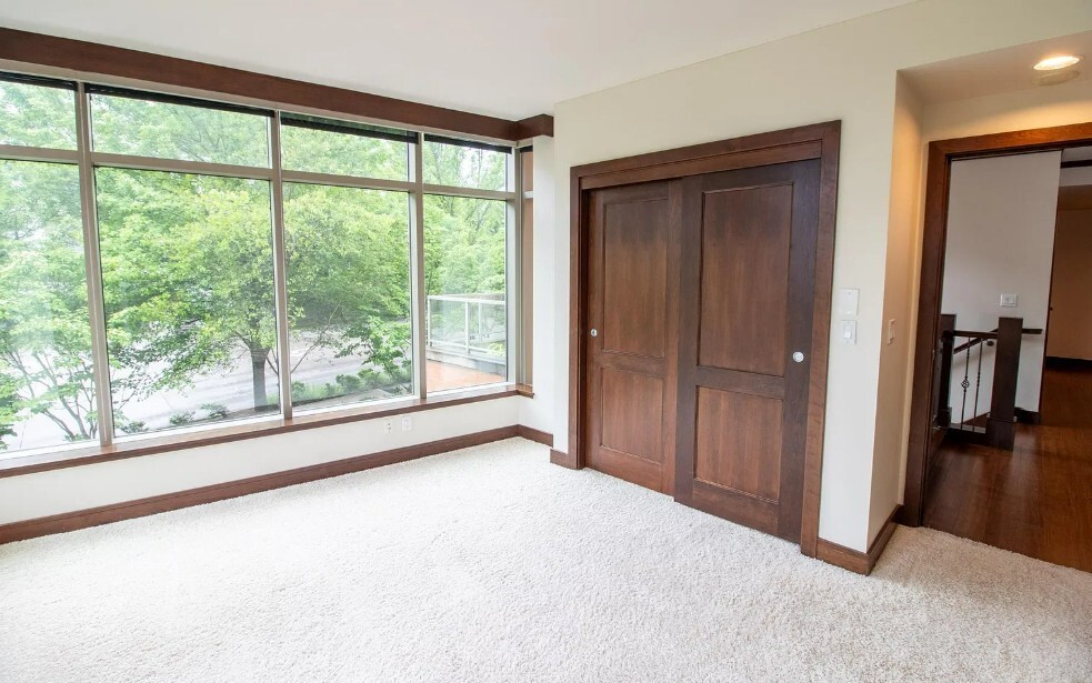10660 Ne 9th Place Property Photo 17
