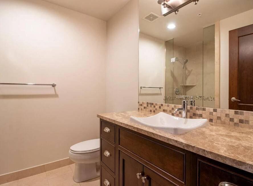 10660 Ne 9th Place Property Photo 18