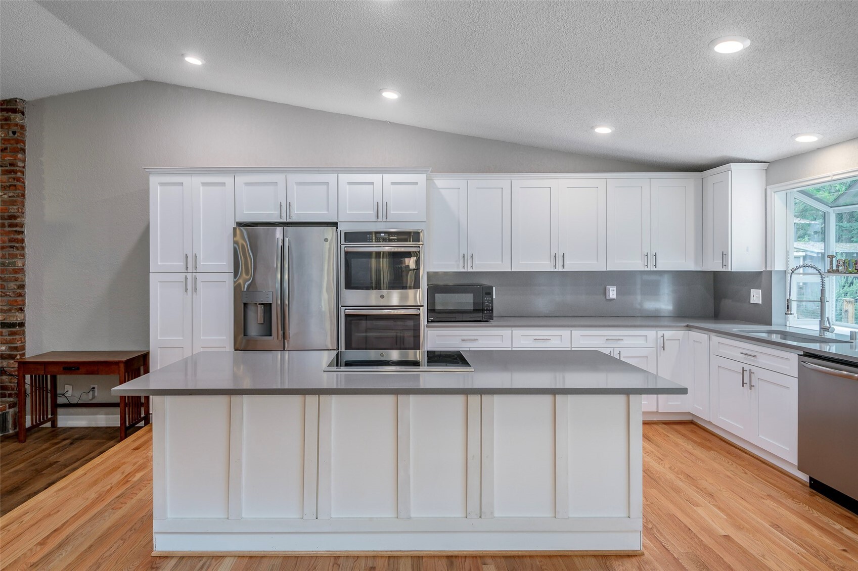 6608 243rd Street Property Photo 4
