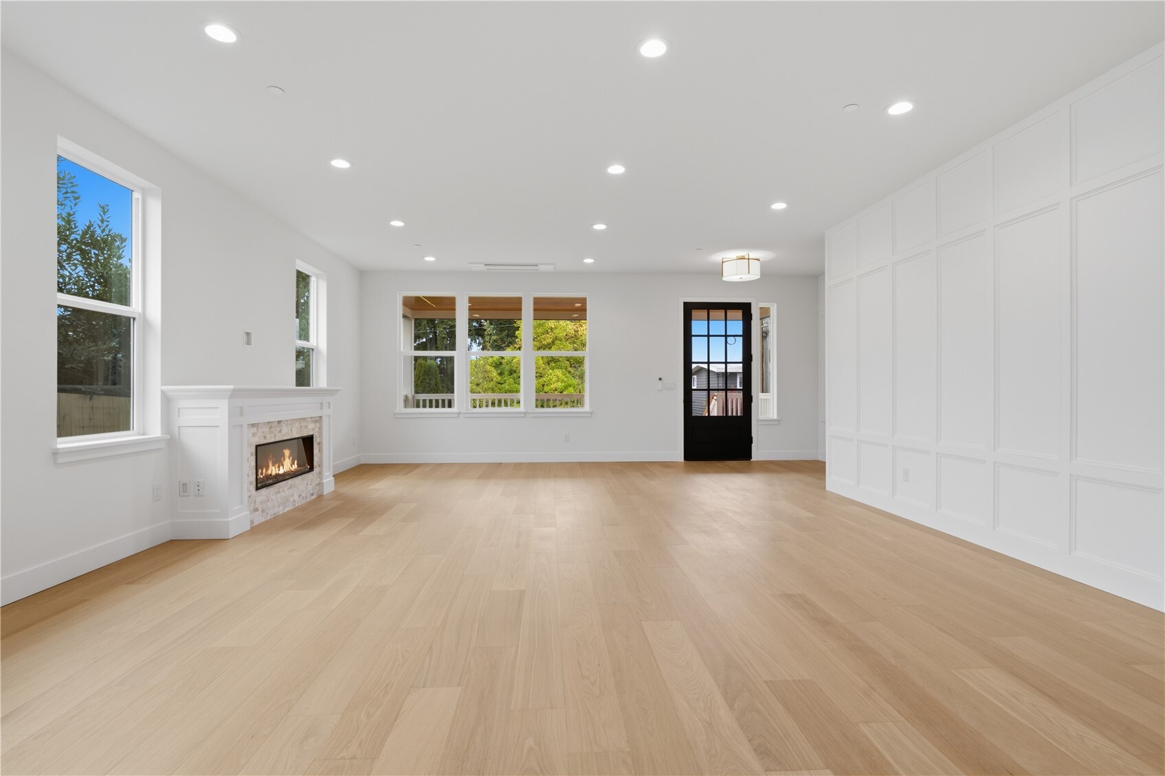 20130 23rd Avenue Property Photo 9