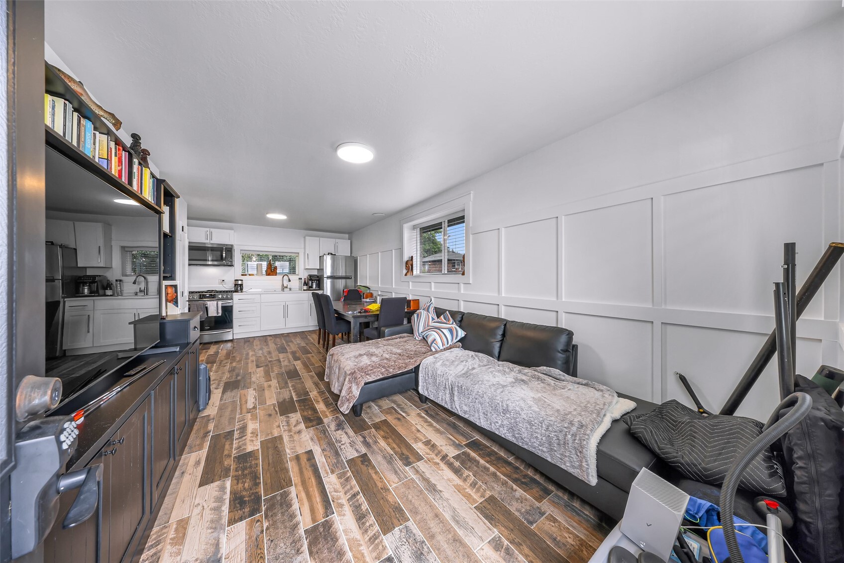 12949 S Front Street Property Photo 30
