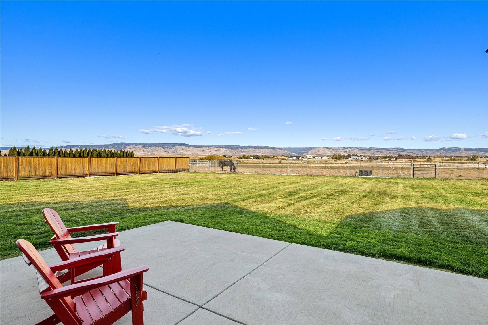 730 Saddlerock Drive Property Photo 31
