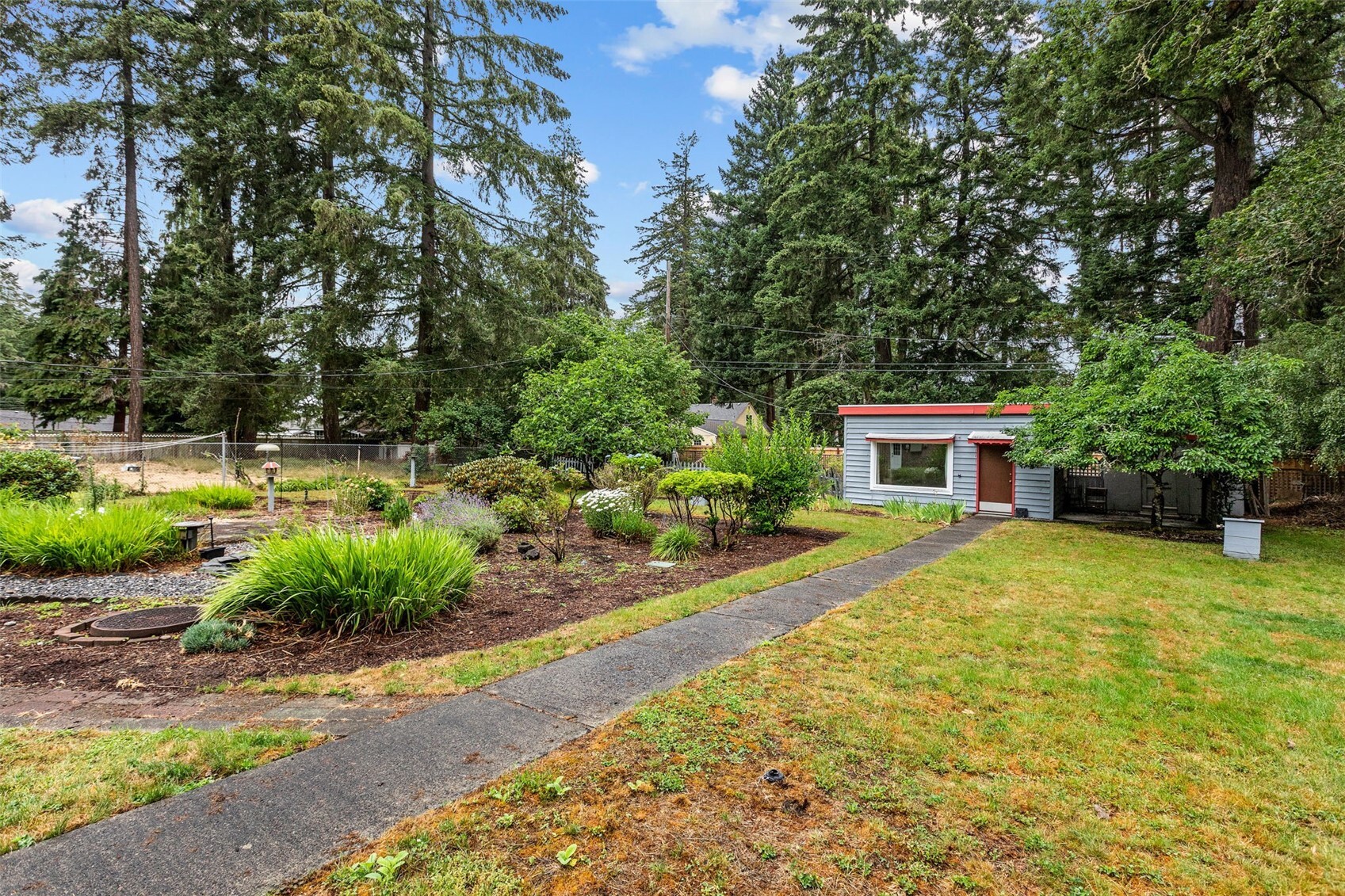 6353 School Street Property Photo 26