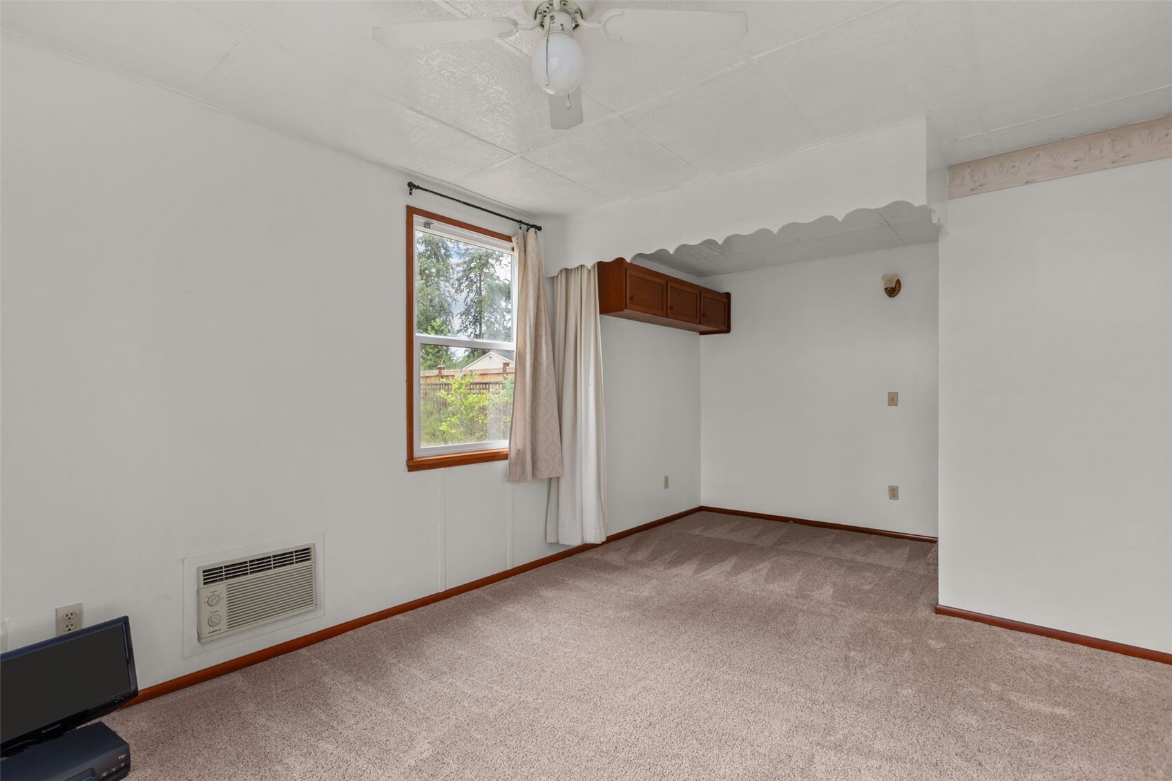 6353 School Street Property Photo 28