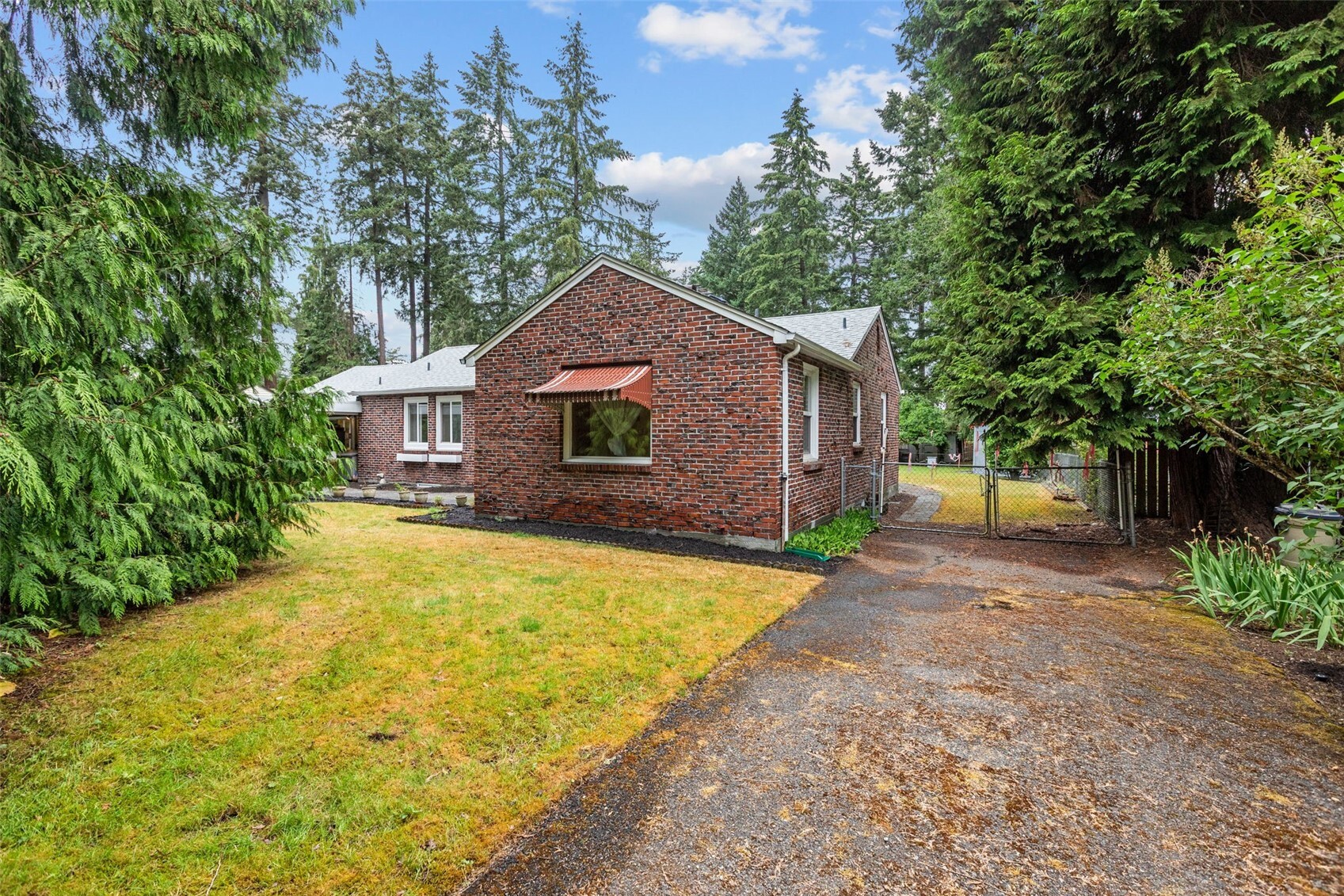6353 School Street Property Photo 40