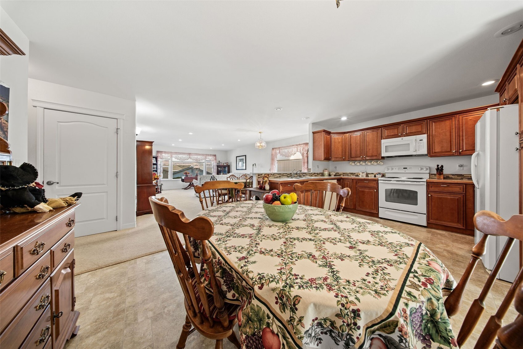 1837 Heritage Drive Property Photo 11