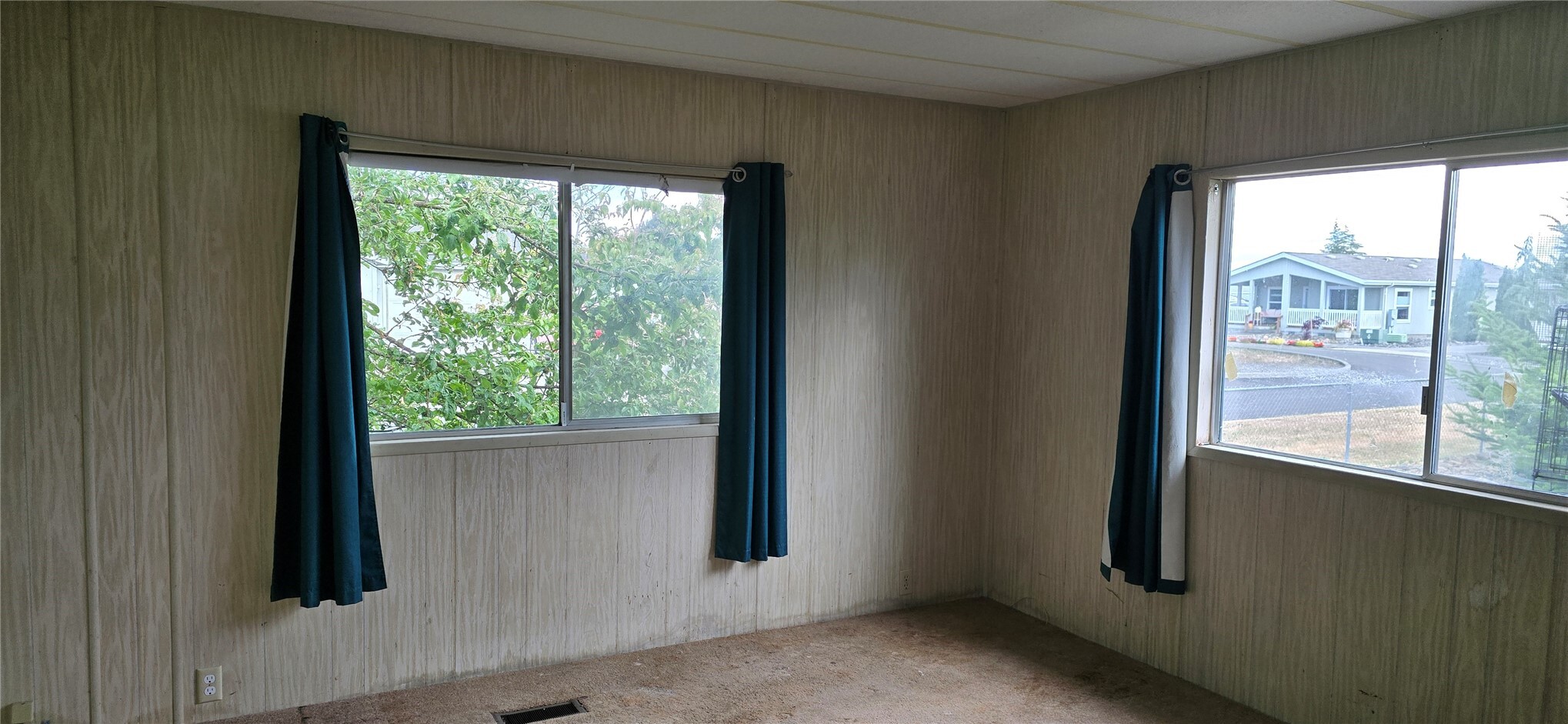 13 Juniper Estates Property Photo 14