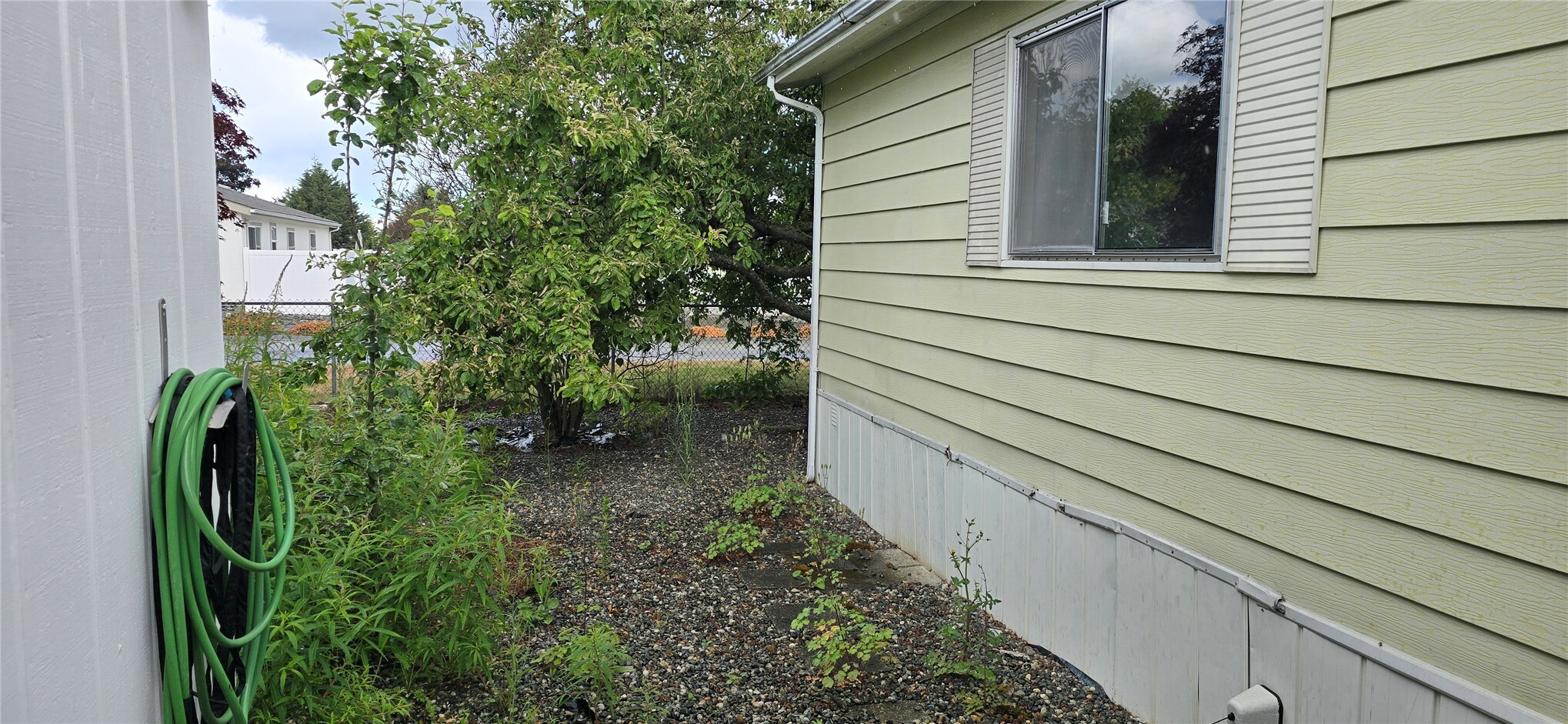 13 Juniper Estates Property Photo 21
