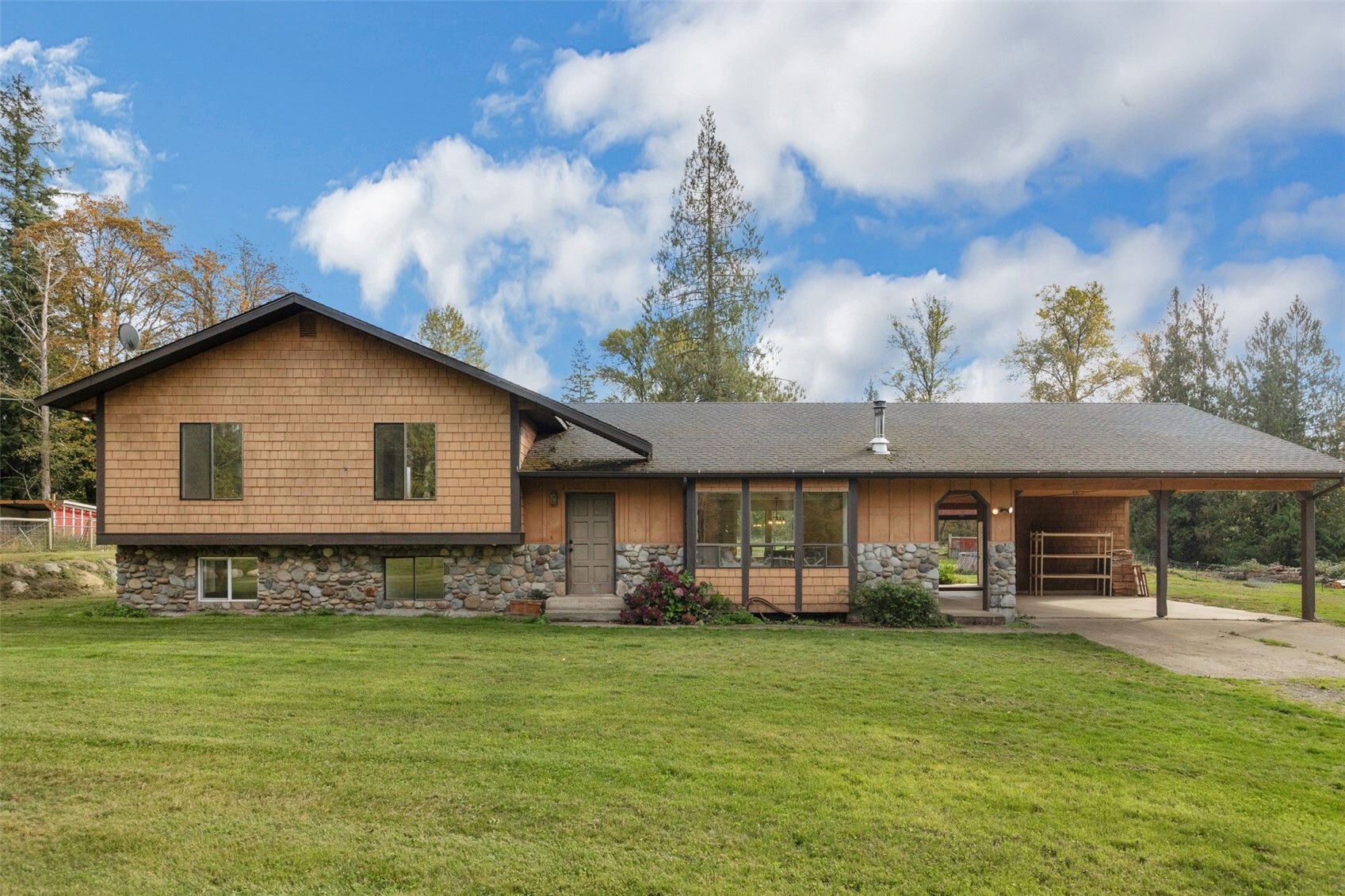 6910 278th Street Property Photo 1
