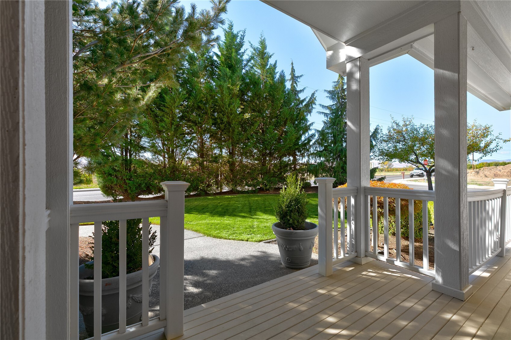 9505 Occidental Road Property Photo 3