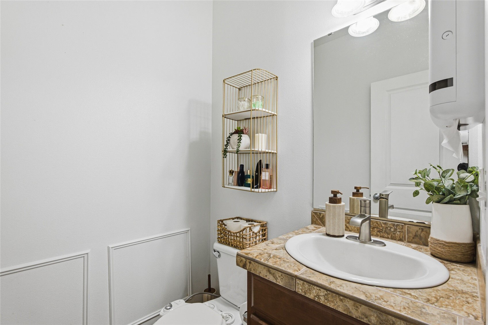 2118 198th Street Property Photo 15