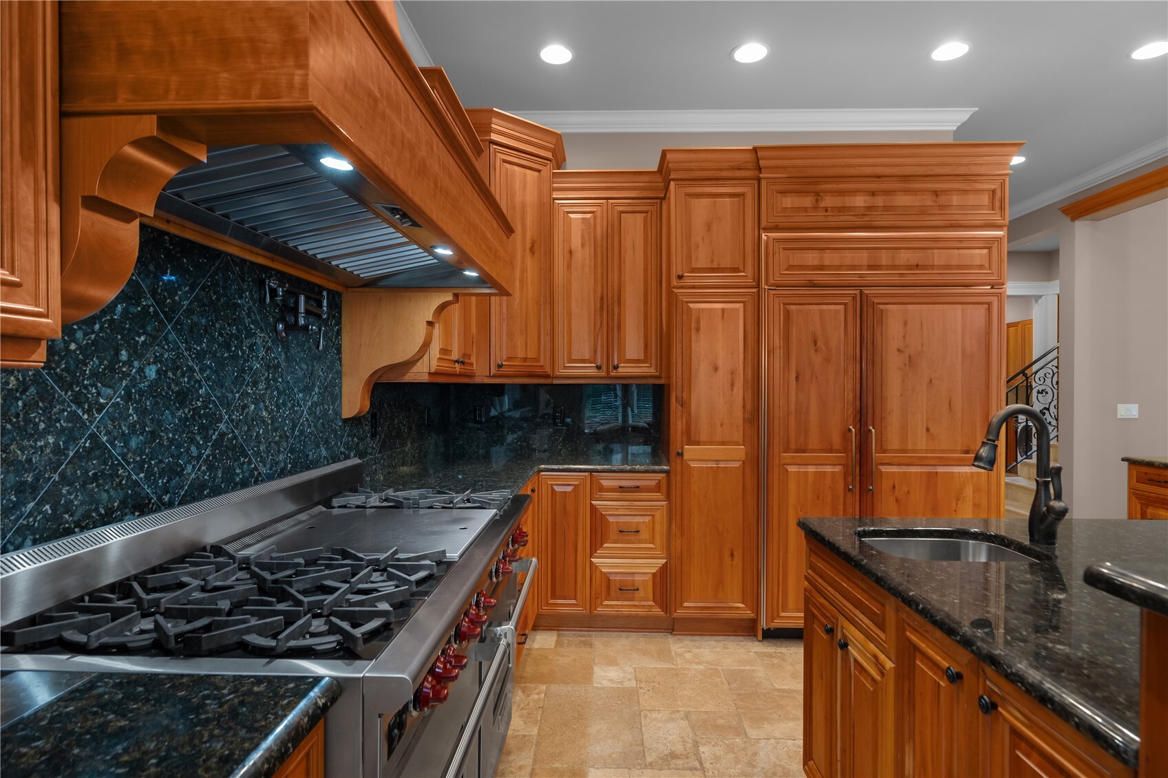 9647 39th Loop Property Photo 11