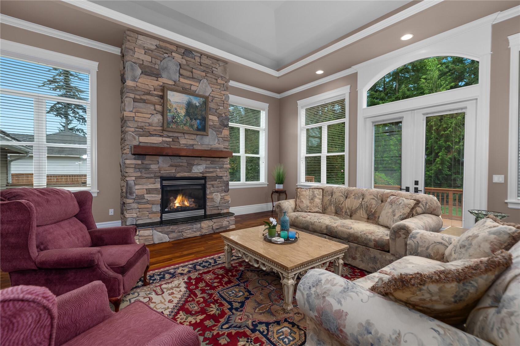 9647 39th Loop Property Photo 13