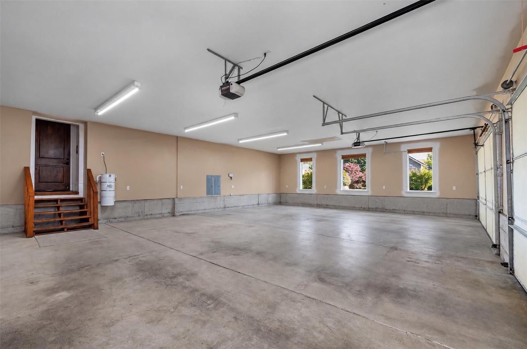 9647 39th Loop Property Photo 39